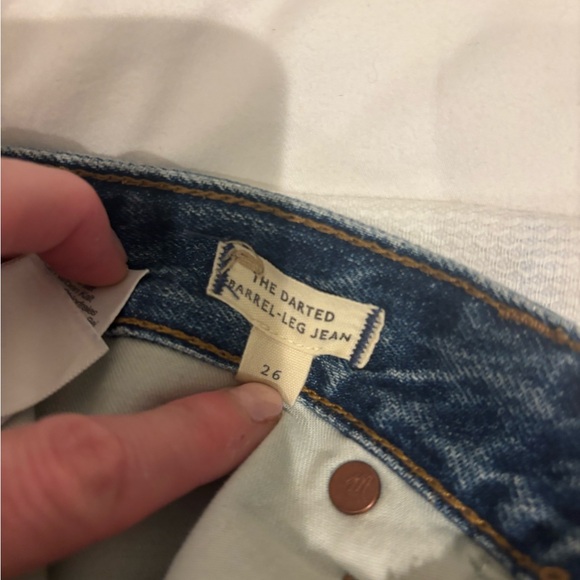 Madewell darted barrel leg jeans 26 denim - Picture 3 of 6